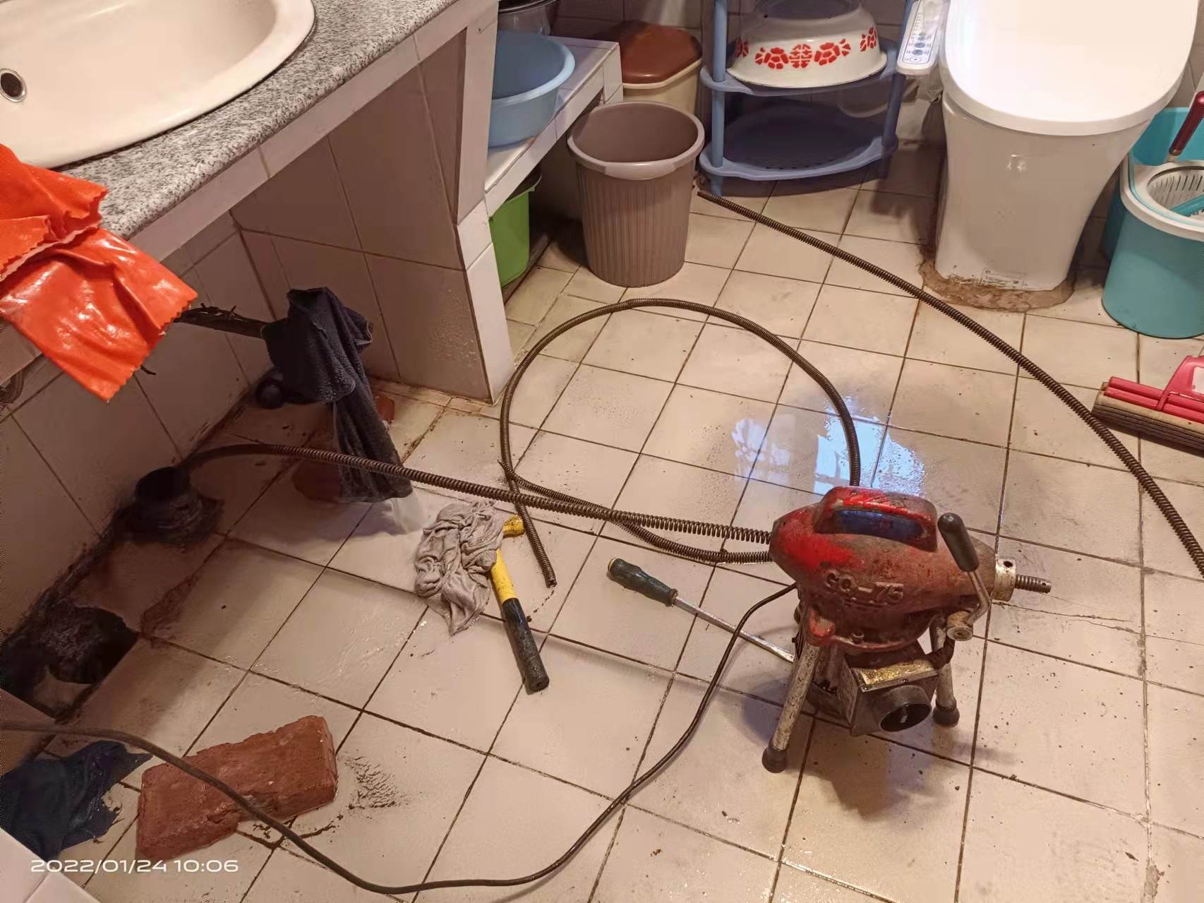 永和疏通厨房下水道，地漏疏通